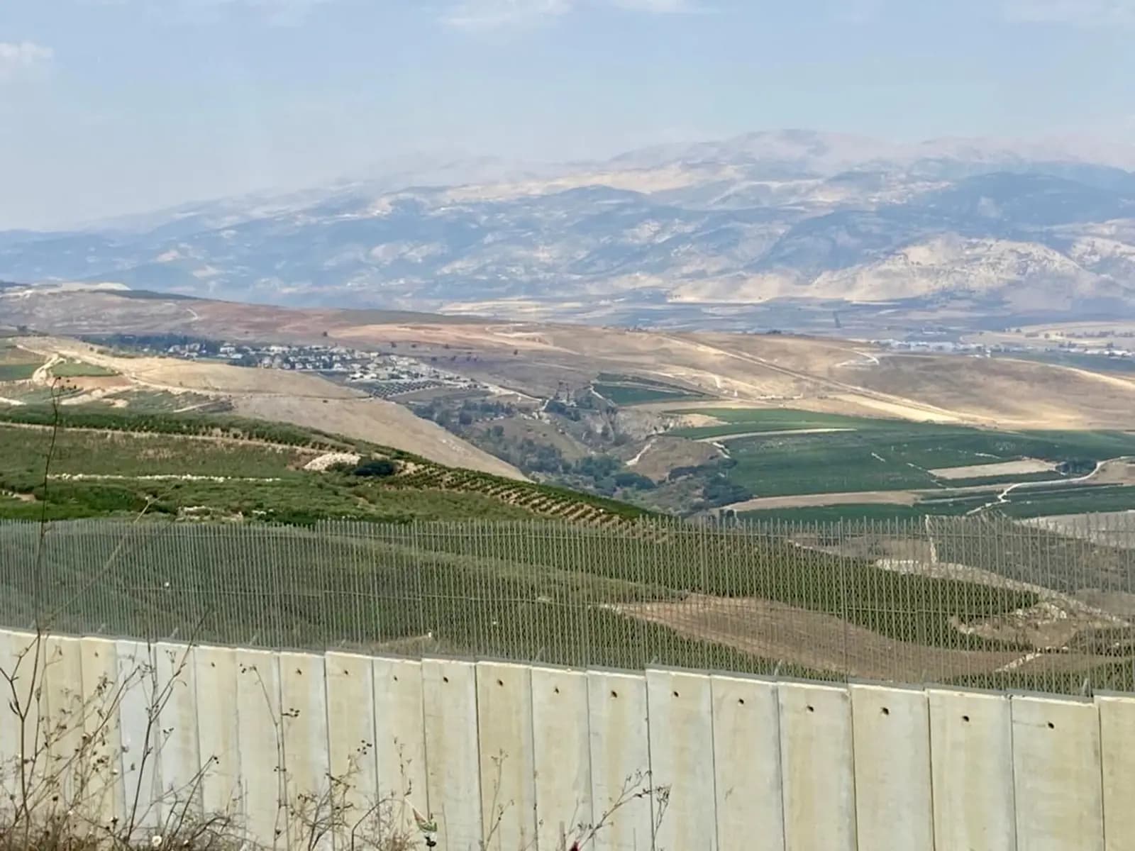 "بمسيرة وصلية صاروخية".. الحزب مستمر في عملياته