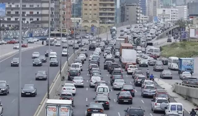 حادث صدم تحت جسر "الرويال"