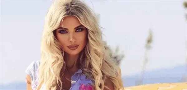 ميريام كلينك تتعرّض لهجوم عنيف.. هذا ما طلبته من "أفيخاي أدرعي"