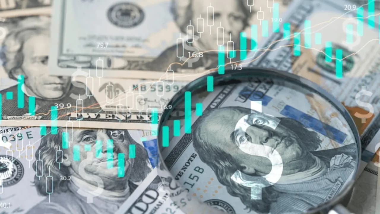 "فايننشال تايمز": تغييرات كبيرة آتية على الدولار والأسواق الناشئة