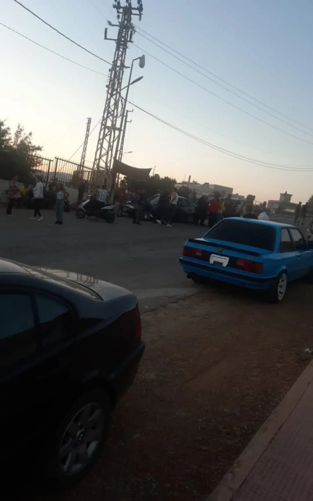 اسمرار الاحتجاجات في مستشفى راشيا الحكومي ومطالبة بإنارتها، وإخلاء المرضى ابتداءً من الاثنين المقبل مع السماح للحالات الطارئة بالدخول...