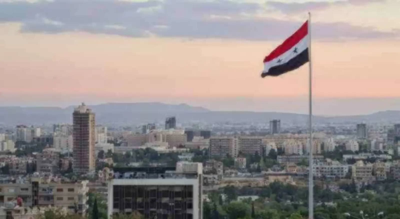 دوي انفجارات في دمشق