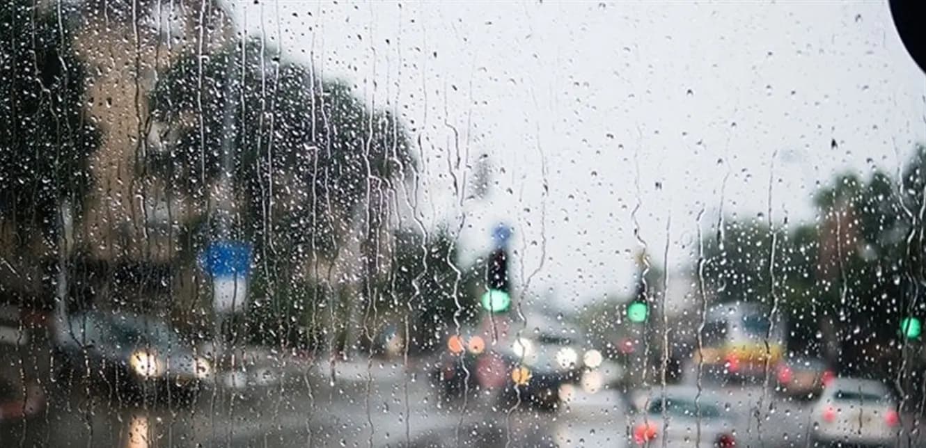 عواصف رعدية وأمطار غزيرة.. إليكم تفاصيل الطقس