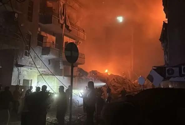 غارة تستهدف منطقة "البسطا" فجرًا.. وهذه الحصيلة الأولية