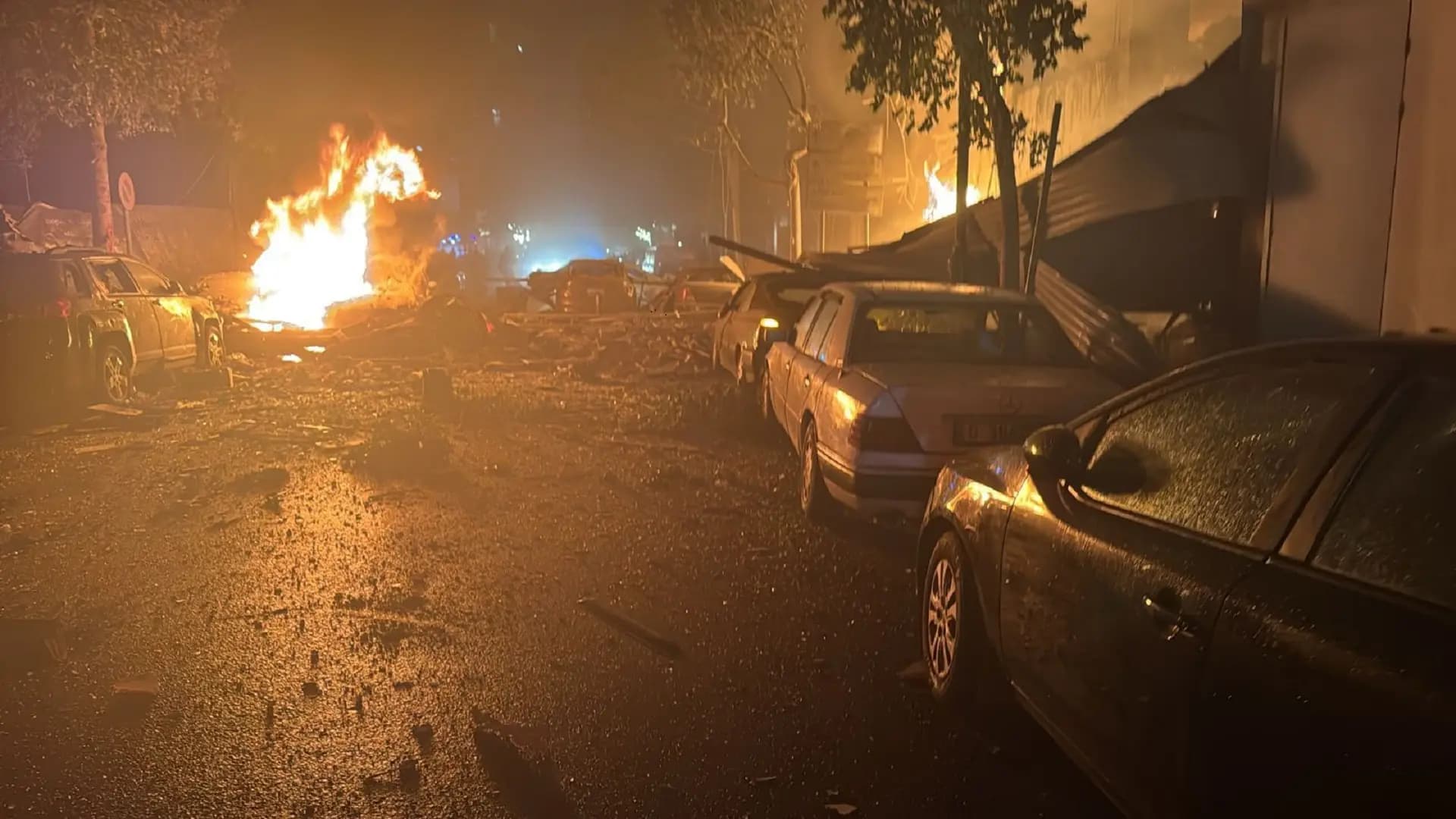 حريق هائل في راديو سترايك والسبب ؟
