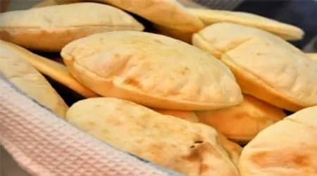 أزمة الطحين ما بين التهريب إلى الخارج ورفع الدعم: هل يصل سعر ربطة الخبز إلى 40 ألف ليرة!