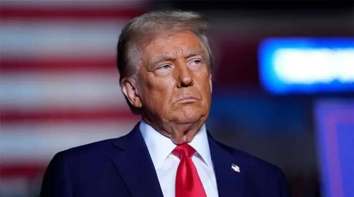 في اليوم الأول لرئاسته.. ترامب يتوعّد بفرض رسوم جمركية