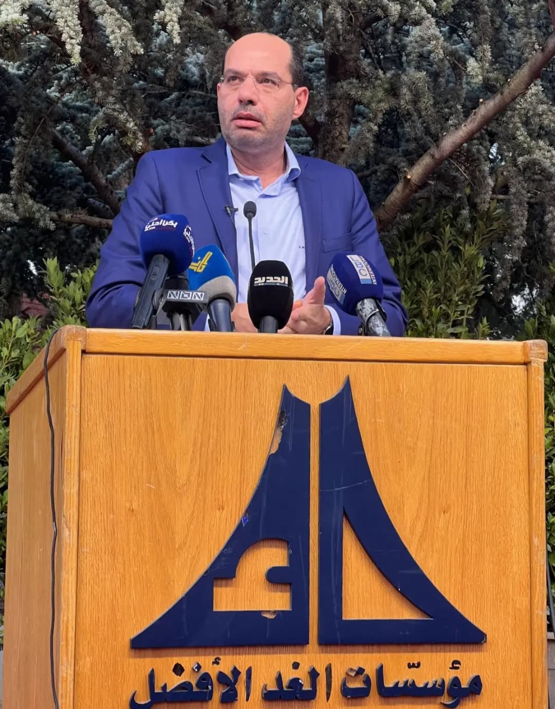 مراد للخرجين: "أنتم تستحقون المناهج الجديدة التي تواكب العصر ، وتستحقون وطنًا يحضنكم، وتشعرون فيه أنكم مواطنون ولستم رعايا"