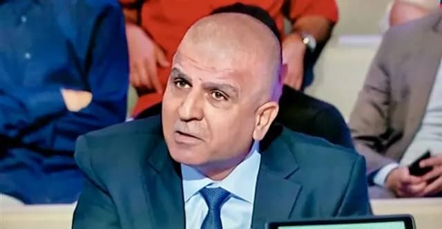 "متوفرة ولا مشاكل".. أبو شقرا: المحروقات ستصل إلى الأراضي اللبنانية كافة