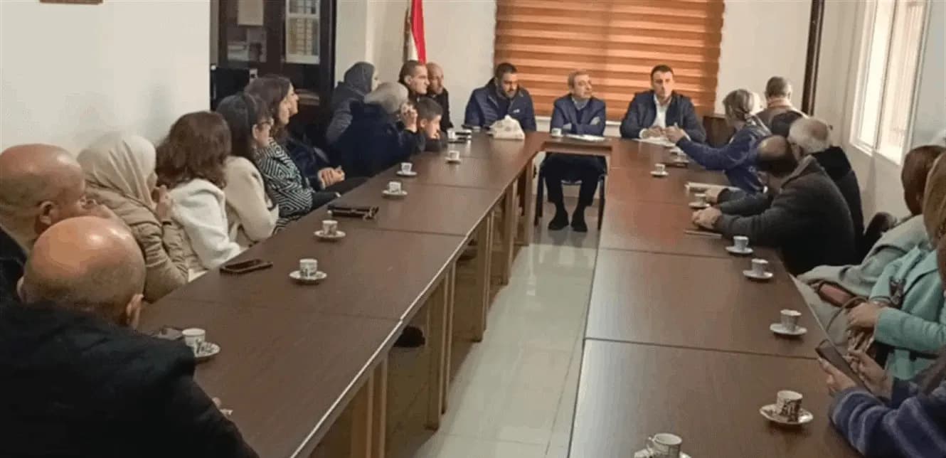 "لبحث الوضع التعليمي".. أبو فاعور يجري لقاءًا تربويًا
