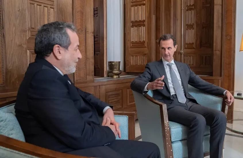 بزشكيان في اتصال مع الأسد: المساس بوحدة سوريا ضرب للمنطقة