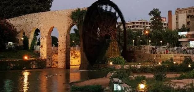 تعزيزات عسكرية إلى حماه