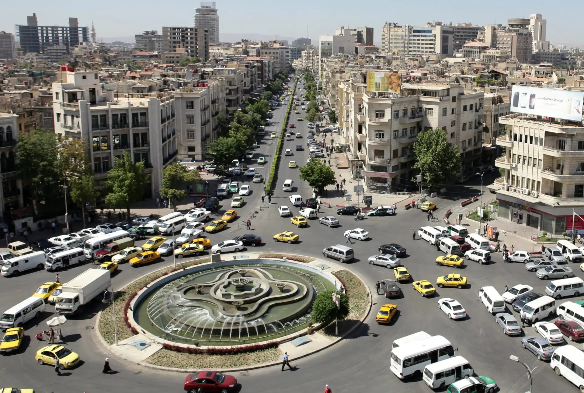 سوريا بين العقلانية و"تصدير الثورة" و"صفقة القرن"
