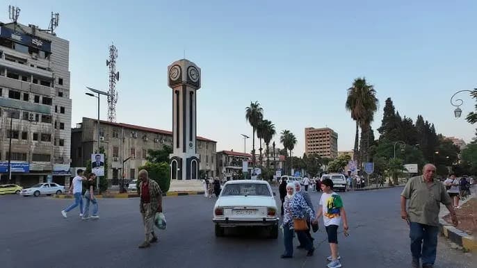 الأولوية لبقاء سوريا العربية الموحدة