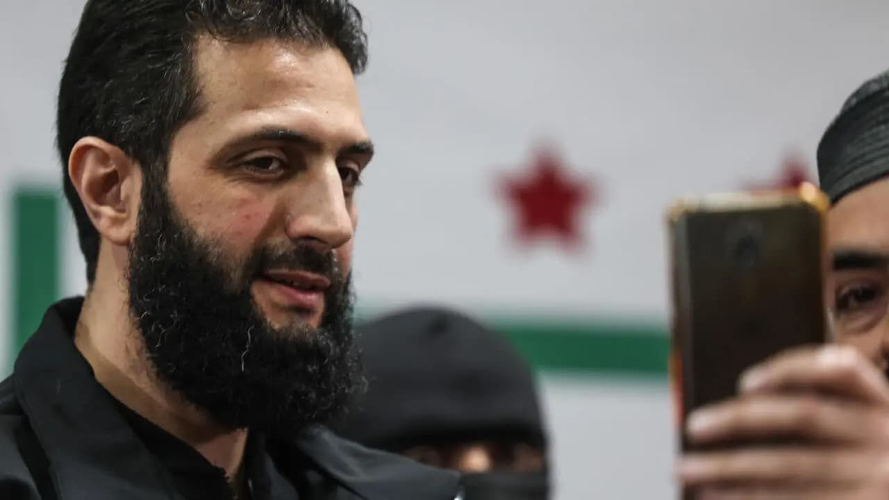 رسائل من الجولاني إلى بيروت