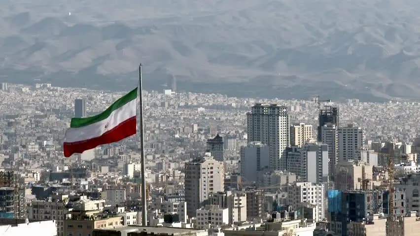 إيران: نحذر من انتقال حالة انعدام الأمن من سوريا إلى العراق