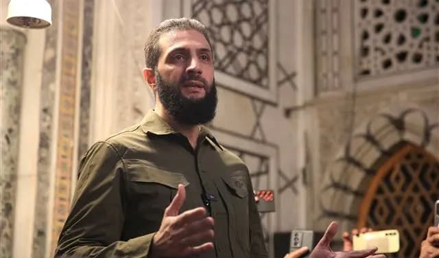 "اشطبونا، لسنا إرهابيين".. الجولاني مخاطبًا المجتمع الدولي