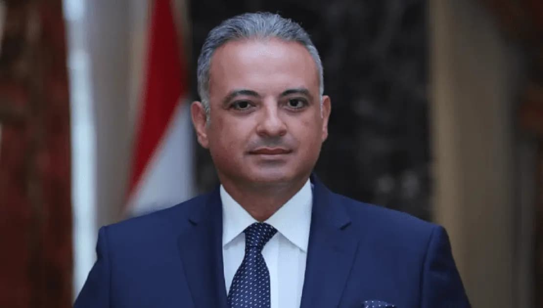 إعلان من وزير الثقافة.. هذا ما جاء فيه