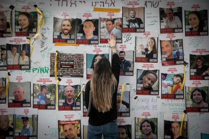 مسؤولان أميركيان سابقان ينشران رسالة تطالب بتحرير الأسرى في غزة