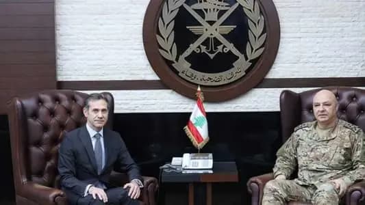قائد الجيش يستقبل نظيره الايطالي والسفير التركي
