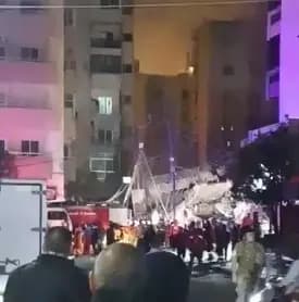 سقوط مبنى في طرابلس.. ووقوع إصابات!