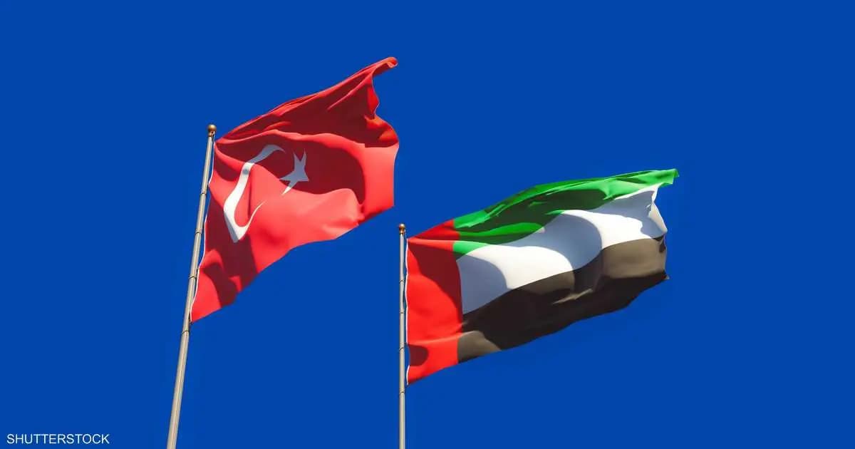 وزير الخارجية الإماراتي يبحث مع نظيره التركي سبل تعزيز العلاقات بين البلدين