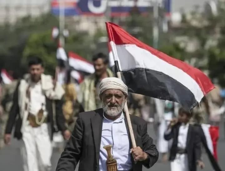 "العدو فوجئ بتكثيف عملياتنا".. الحوثي: لا شيء يمنعنا من مواصلة القتال