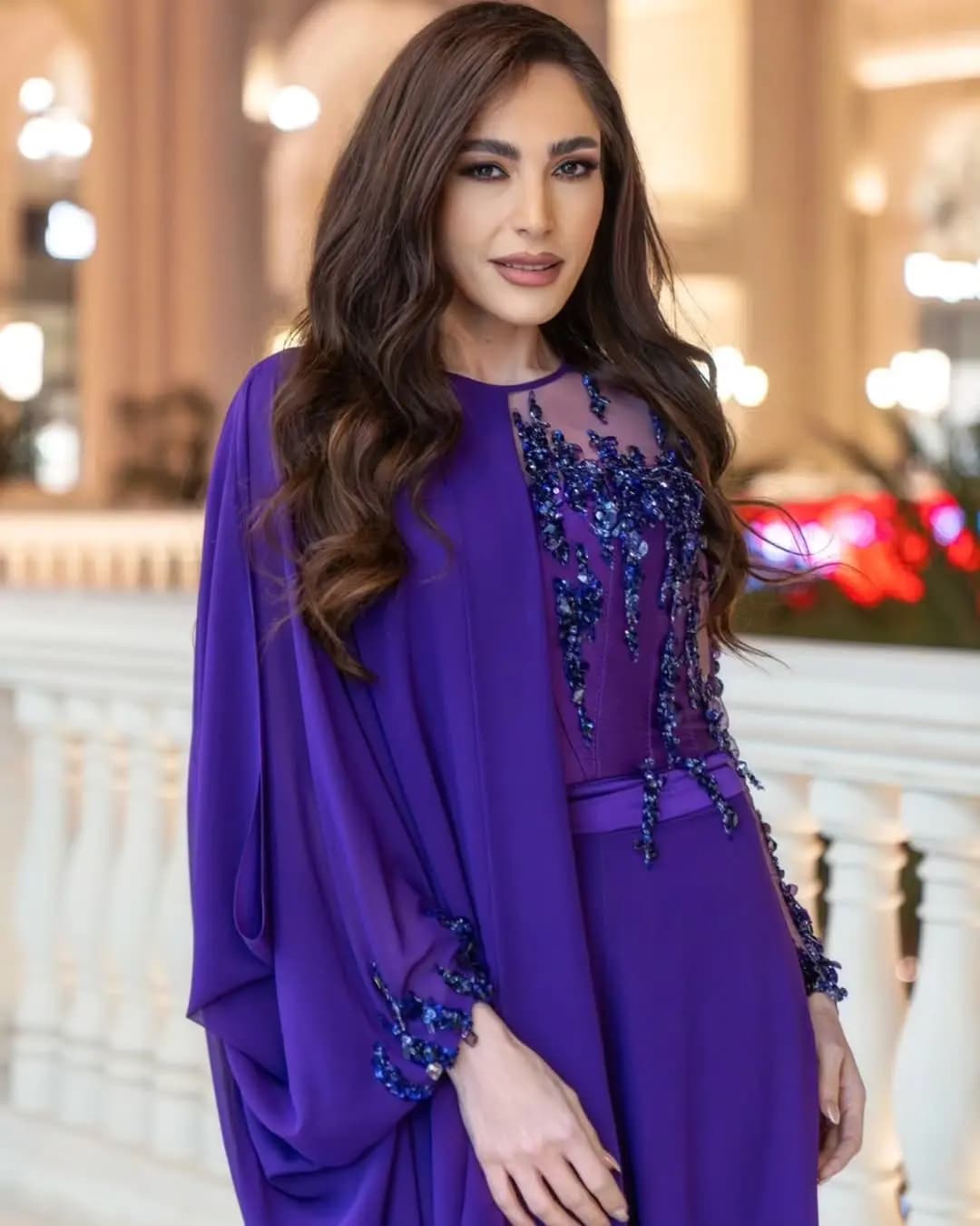 عبير نعمة تتألق بالبنفسجي
