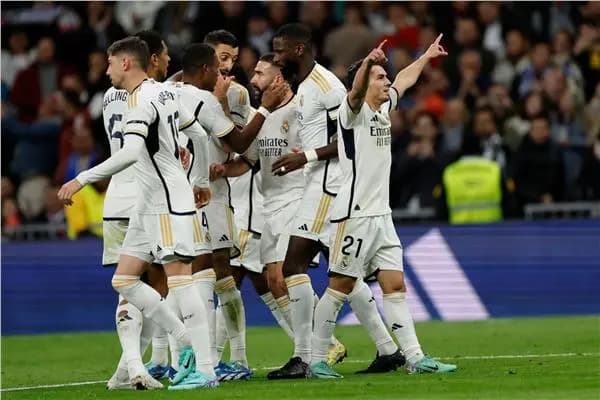 هل يغيب نجم ريال مدريد عن السوبر الإسباني؟