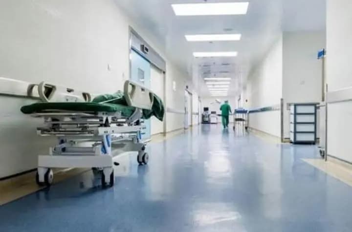 إشكال في المستشفى اللبناني الفرنسي... فما القصة؟