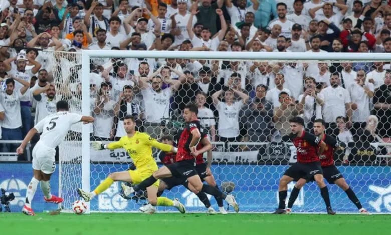الغريمان التقليديان في نهائي كأس أسبانيا.. ومواجهة "حامية" مرتقبة