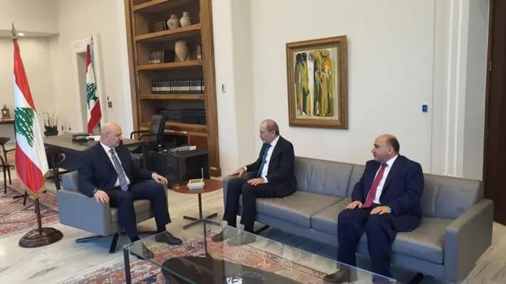 "نثق بالقيادة الجديدة".. الصفدي يلتقي الرئيس عون
