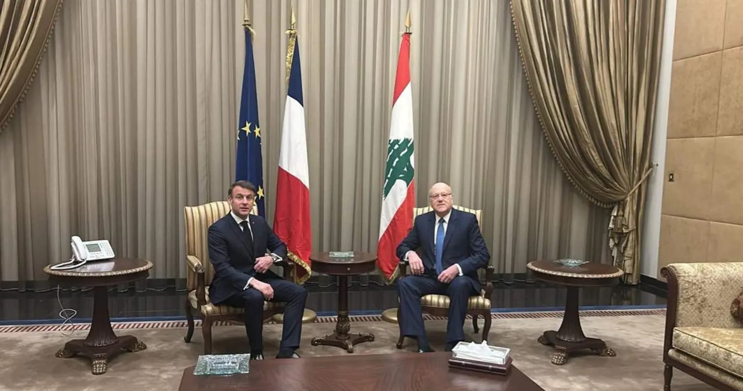 ميقاتي يستقبل ماكرون في المطار.. ووعد بدعم الحكومة الجديدة