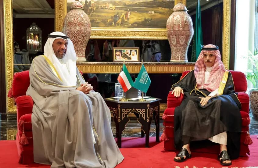 وزيرا خارجية السعودية والكويت إلى لبنان قريبًا