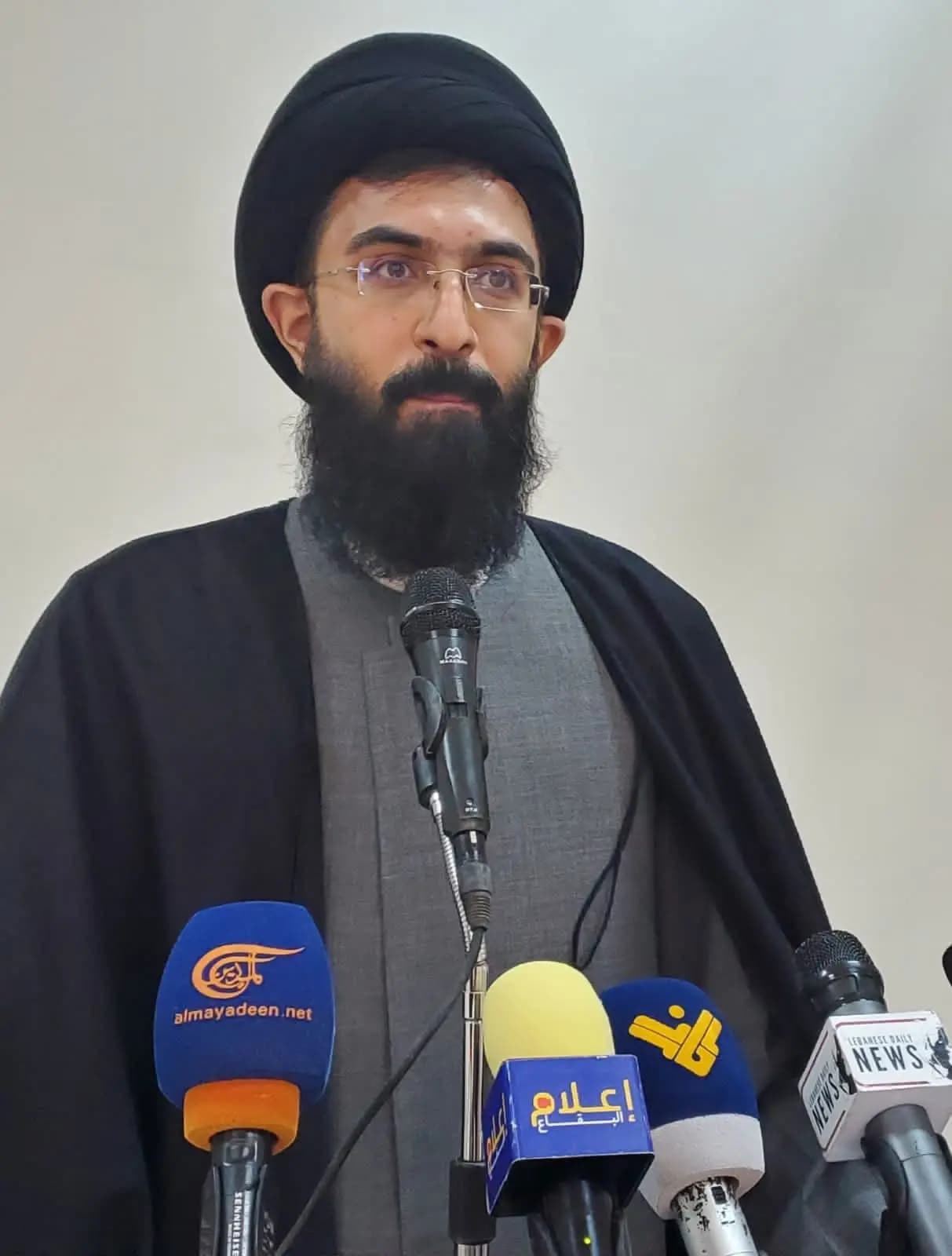 السيد باقر من بكركي: إيران لم ولن تتدخل في الشؤون الداخلية للبنان