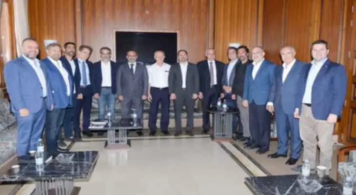 مكتب مخزومي: كتلة التجدد اجتمعت مع وجوه تغييرية والعمل جار على توسيعها والتنسيق مع كتل أخرى