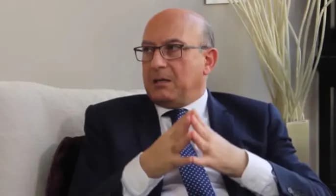 "كونوا في جهوزية".. دعوة من بخاش لأطباء الجنوب
