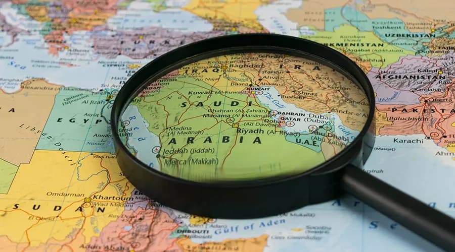 غموضٌ في المنطقة .. ومخاوفُ من "حكومةِ باراشوت"