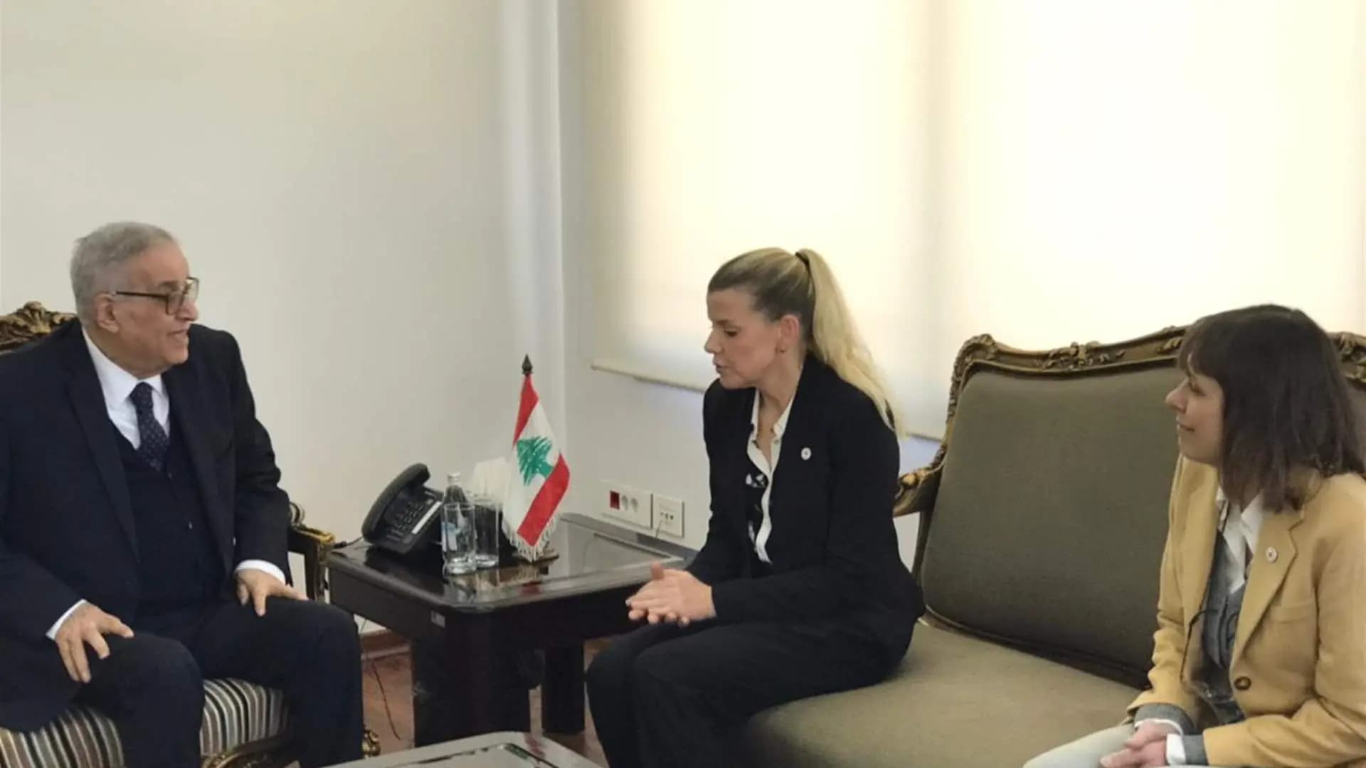 آفاق التعاون بين لبنان والصليب الأحمر بين بوحبيب ورئيسة البعثة