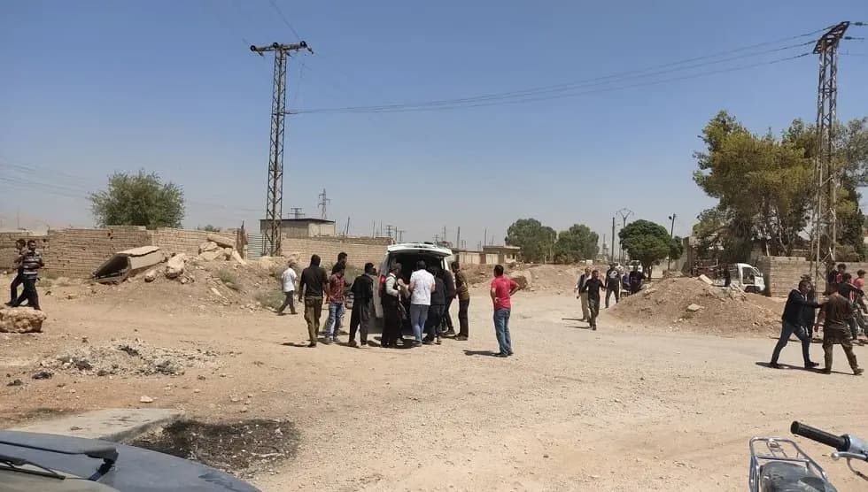قصف تركي بالقرب من الحدود السورية التركية في مدينة القامشلي