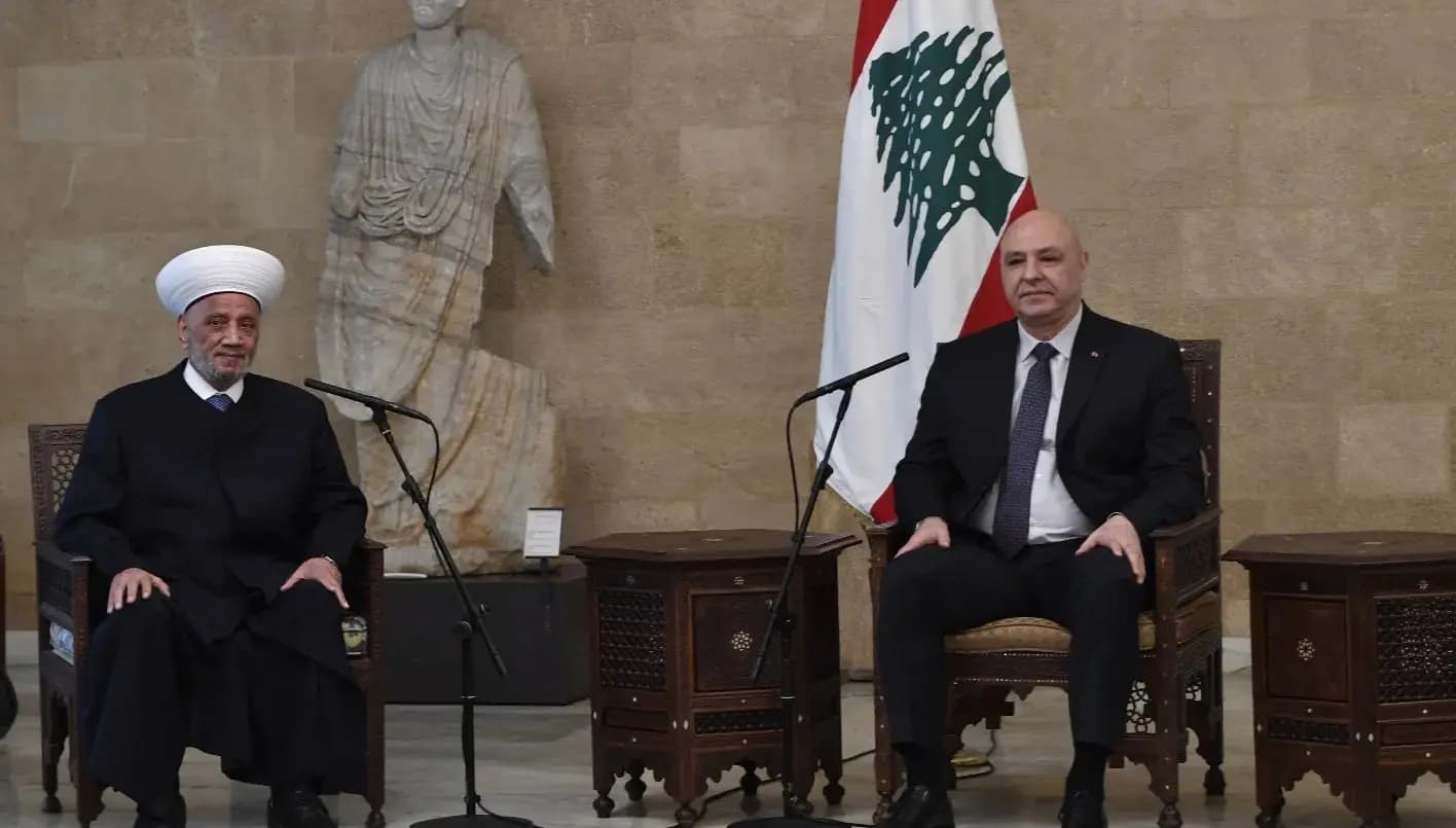 الرئيس عون يتصل بالمفتي دريان مطمئنًا