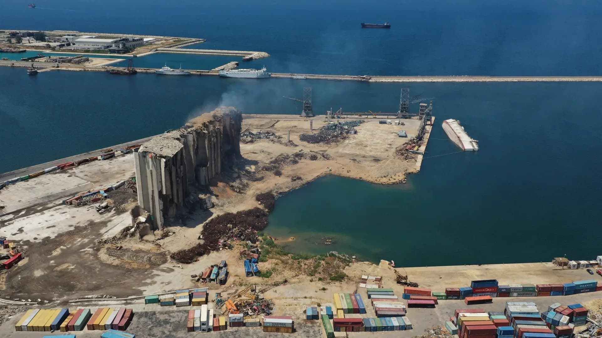 وزارة البيئة نشرت نتيجة فحوصات نوعيّة الهواء في مرفأ بيروت: الهواء خالٍ من المواد السّامّة