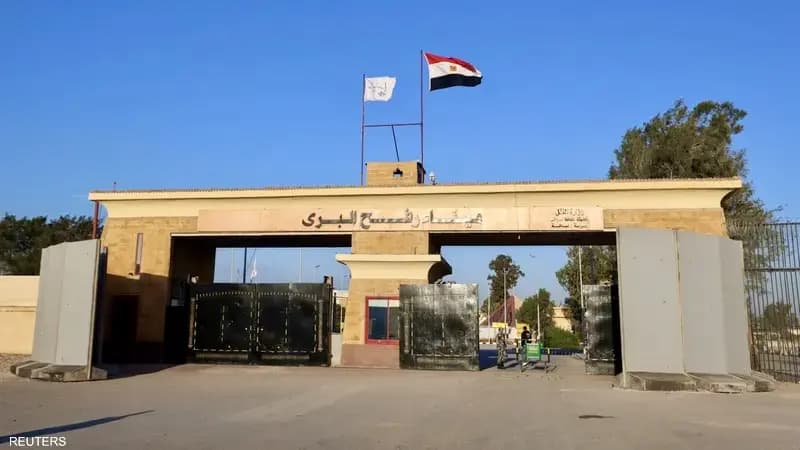 "التاسعة".. دفعة من جرحى غزة تتجه إلى مصر