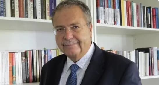 متري: الحكومة متمسكة بانسحاب إسرائيل في الوقت المحدد