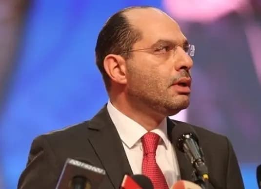"بشكل عاجل".. مراد يدعو إلى حوار عربي - عربي