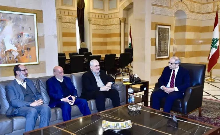 هل سيشارك رئيس الحكومة الجديد في تشييع السيد؟