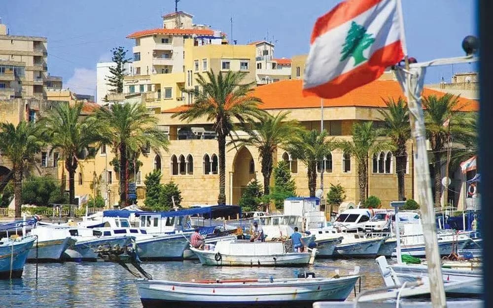 أطلق النار على مطعم في الميناء.. فما السبب؟