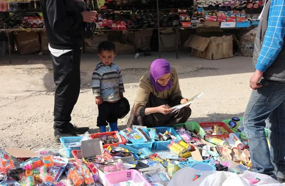 الأسواق الشَّعبيَّة في البقاع: حلمُ الفقراء!