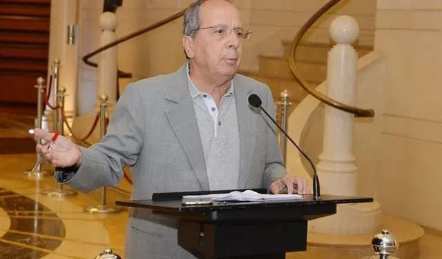 السيد: قوة جنبلاط من ولاء طائفته!