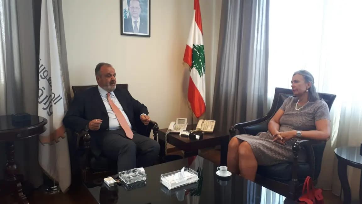 سفيرةُ سويسرا بعد لقائها بوشكيان: "التَّعاونُ الناجحُ يتطلَّب هيئاتٍ حكوميّةً قويّةً ومختصّةً"